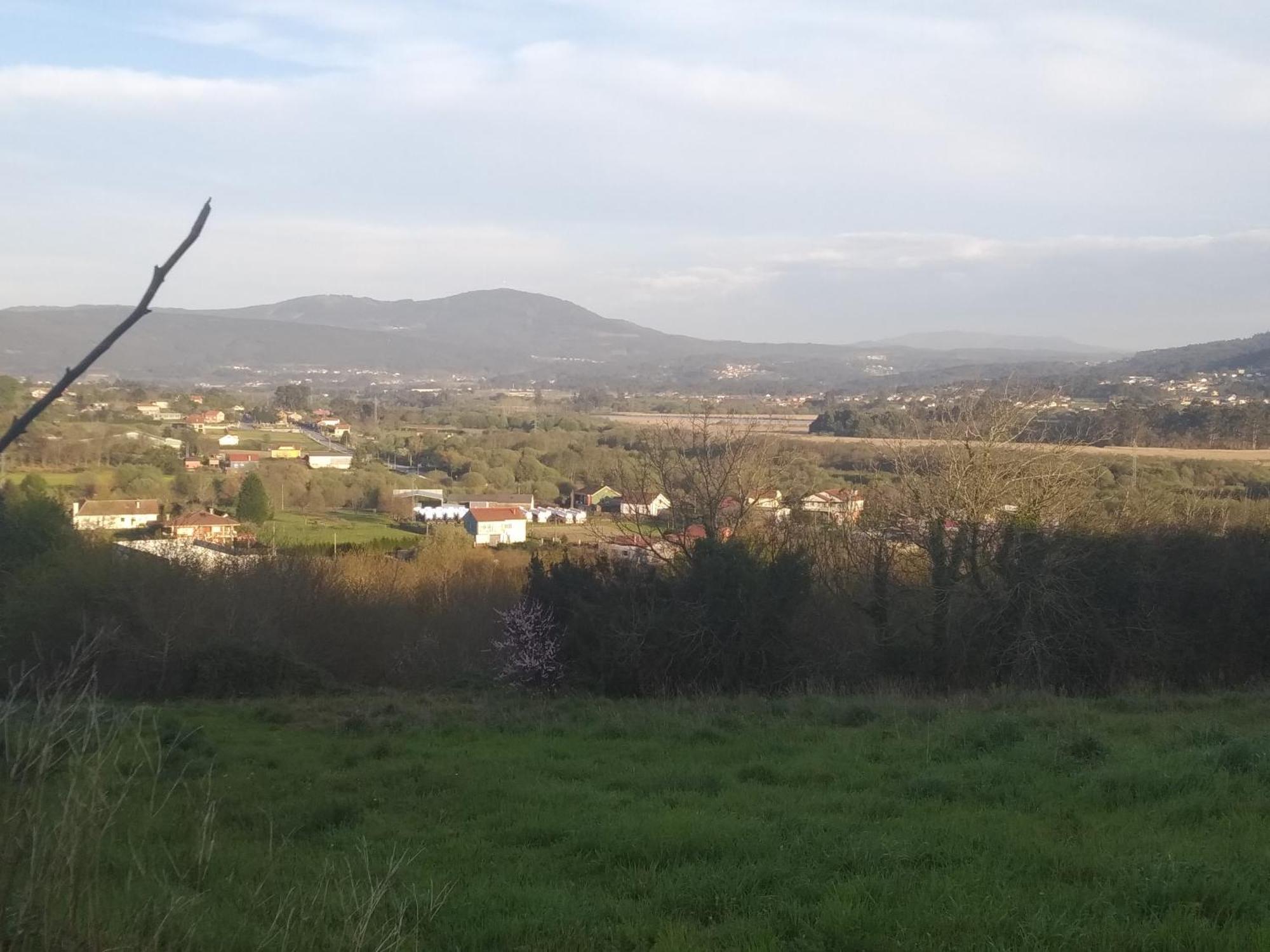 Cerca De Padron Santa María
