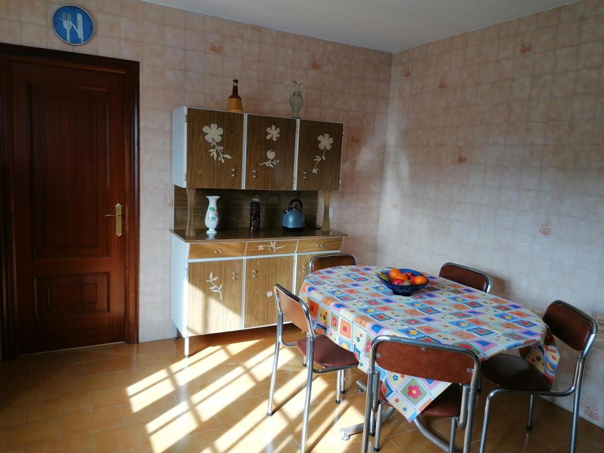 Cerca De Padron Chalet Santa María